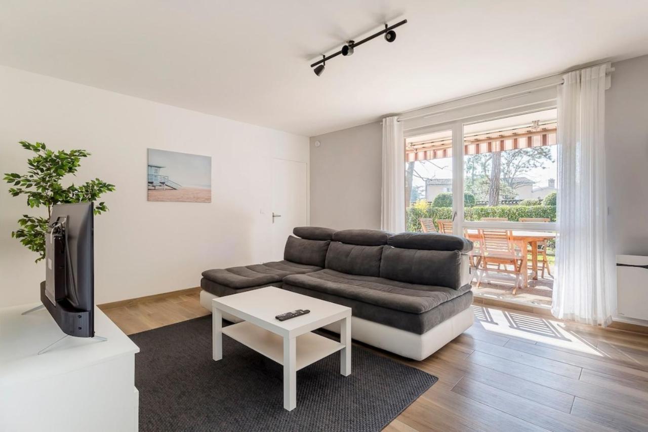 Suite Granges En Rez-De-Jardin Pour 4 Voyageurs Lyon Eksteriør billede