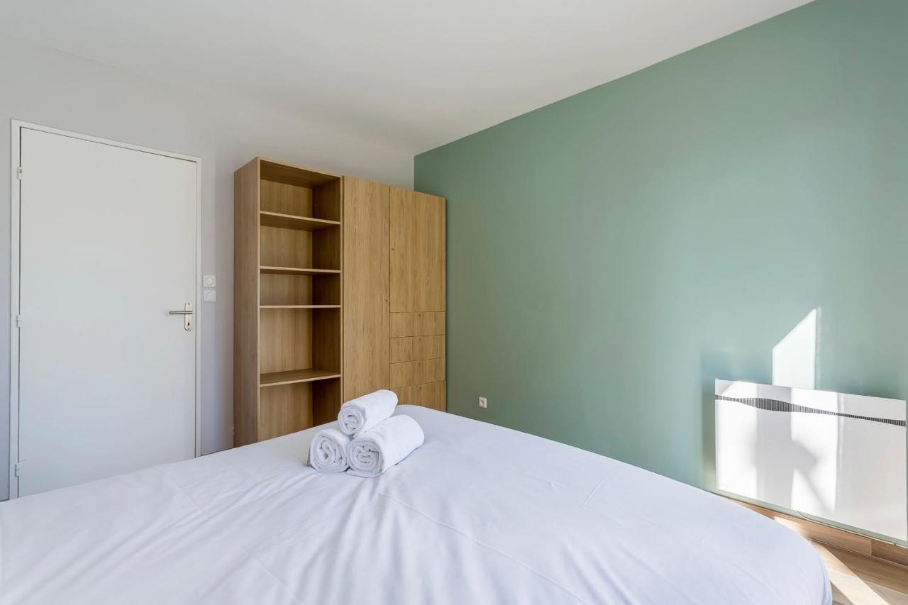 Suite Granges En Rez-De-Jardin Pour 4 Voyageurs Lyon Eksteriør billede