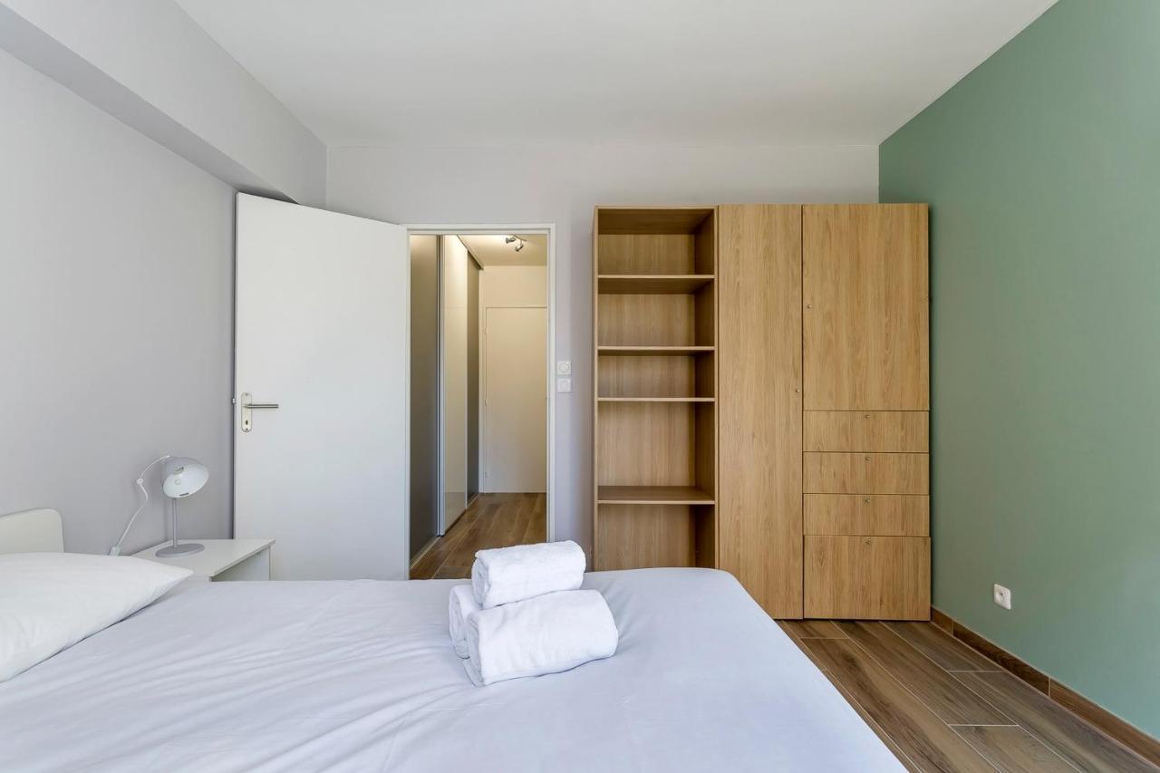 Suite Granges En Rez-De-Jardin Pour 4 Voyageurs Lyon Eksteriør billede