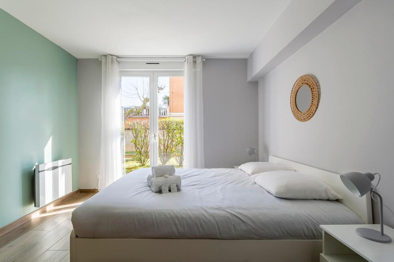 Suite Granges En Rez-De-Jardin Pour 4 Voyageurs Lyon Eksteriør billede