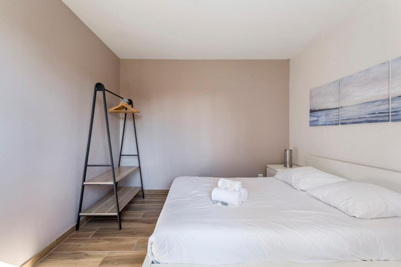 Suite Granges En Rez-De-Jardin Pour 4 Voyageurs Lyon Eksteriør billede